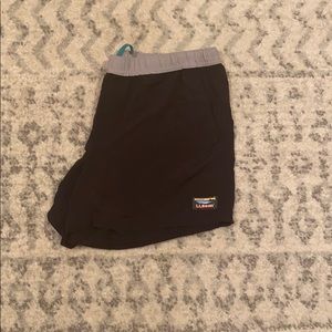 LL BEAN HIKING SHORTS